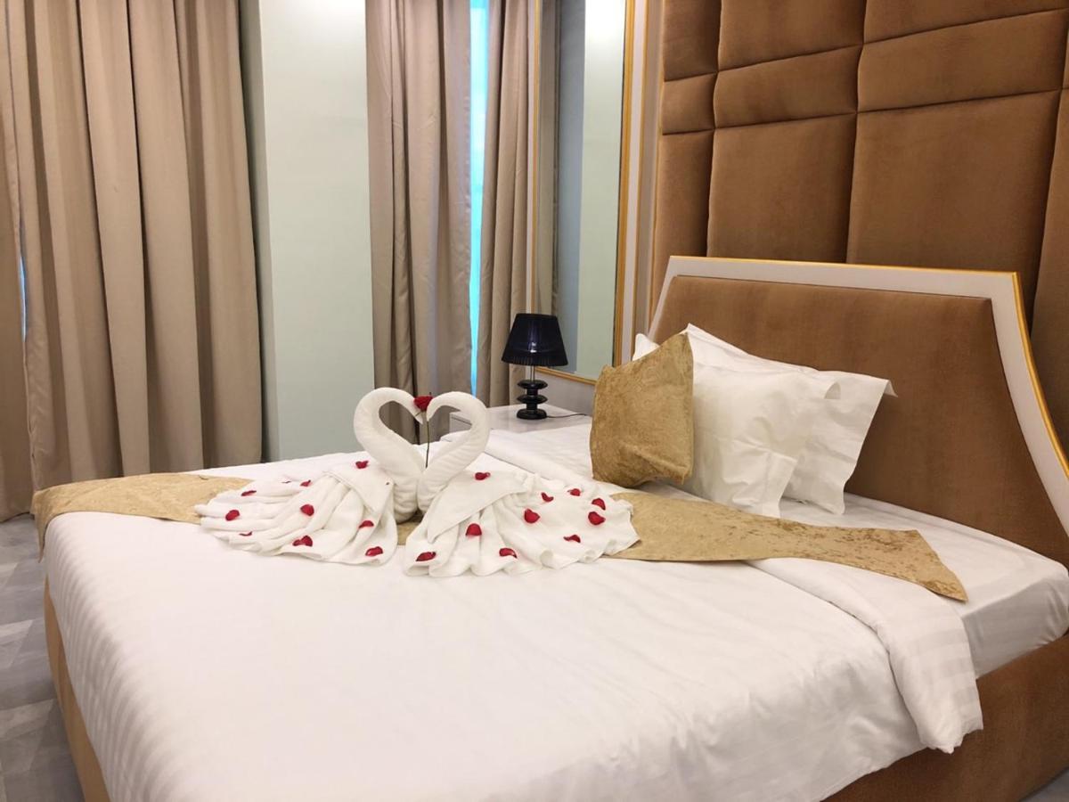 Kampong Thom Royal Hotel Dış mekan fotoğraf