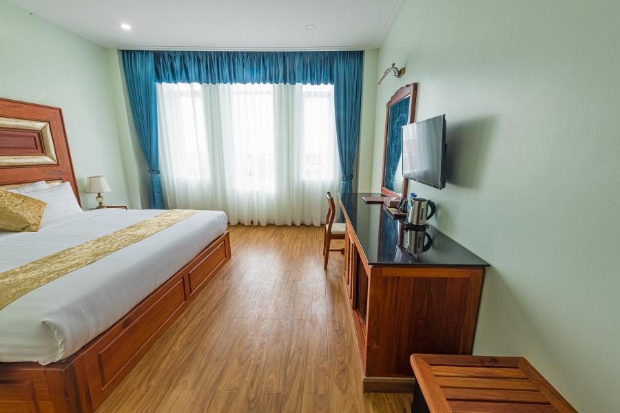 Kampong Thom Royal Hotel Dış mekan fotoğraf