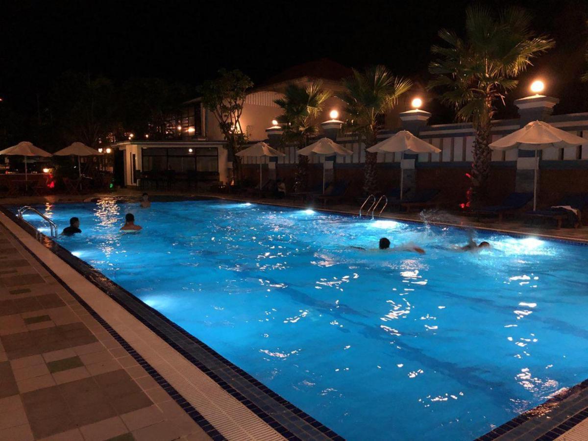 Kampong Thom Royal Hotel Dış mekan fotoğraf