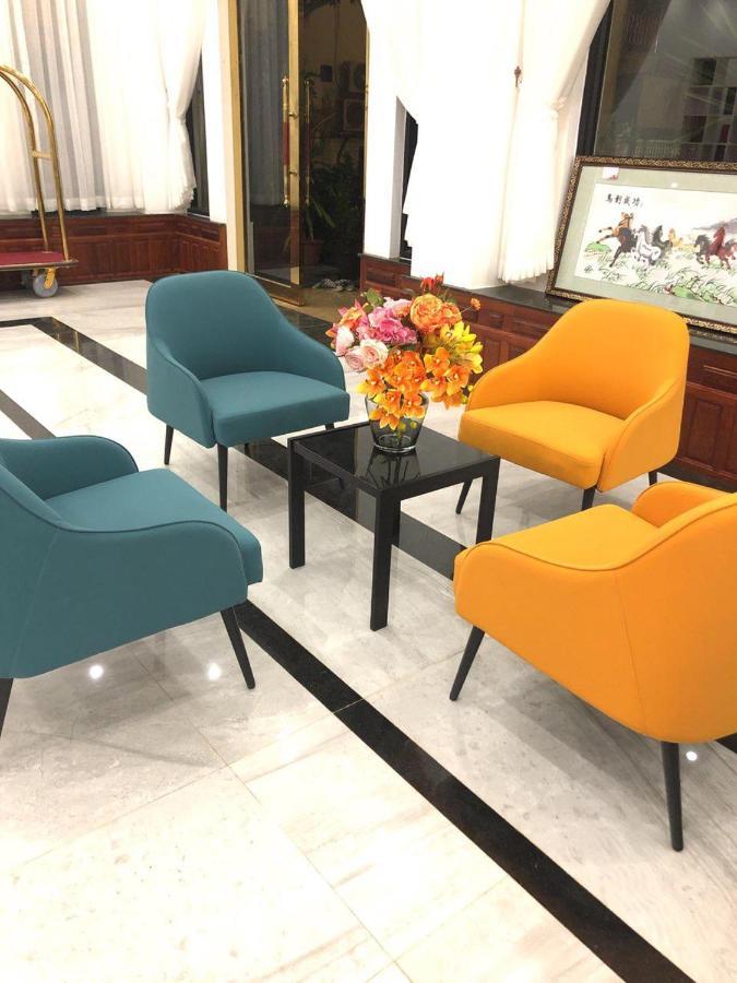 Kampong Thom Royal Hotel Dış mekan fotoğraf