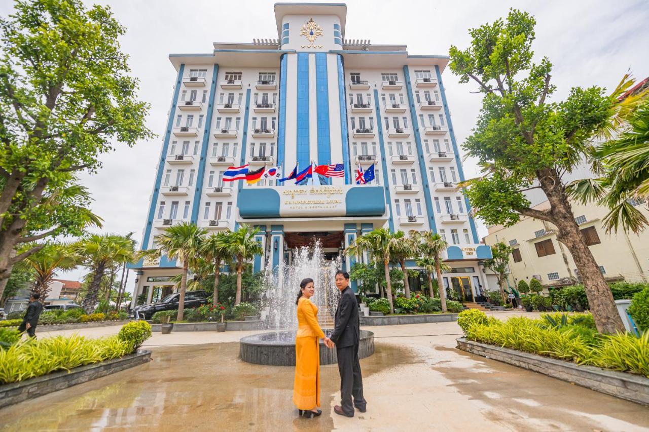 Kampong Thom Royal Hotel Dış mekan fotoğraf