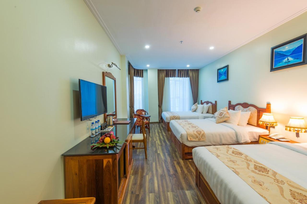 Kampong Thom Royal Hotel Dış mekan fotoğraf
